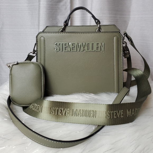 Steve Madden Handbags - STEVE MADDEN olive green bevelyn crossbody bag